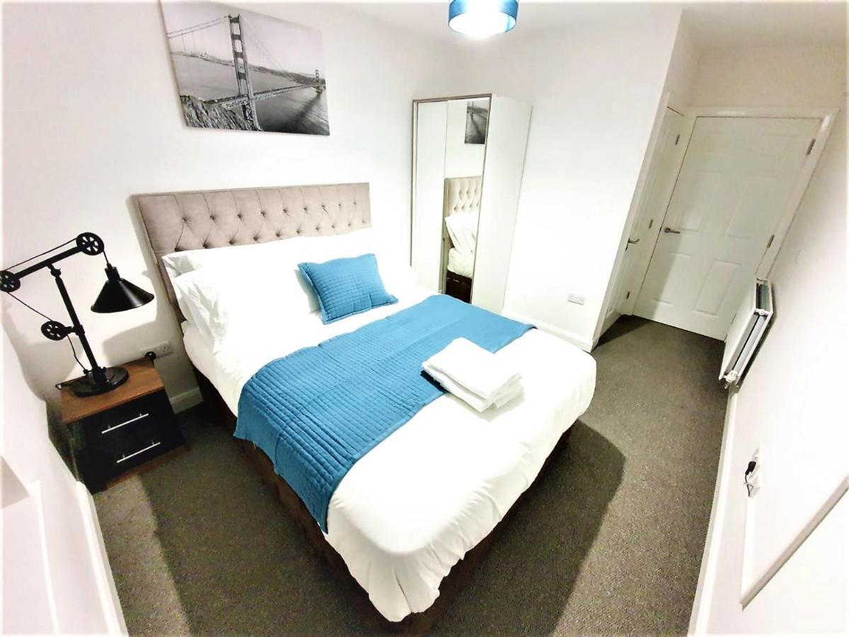 Manchester Holiday Apartment Exterior photo